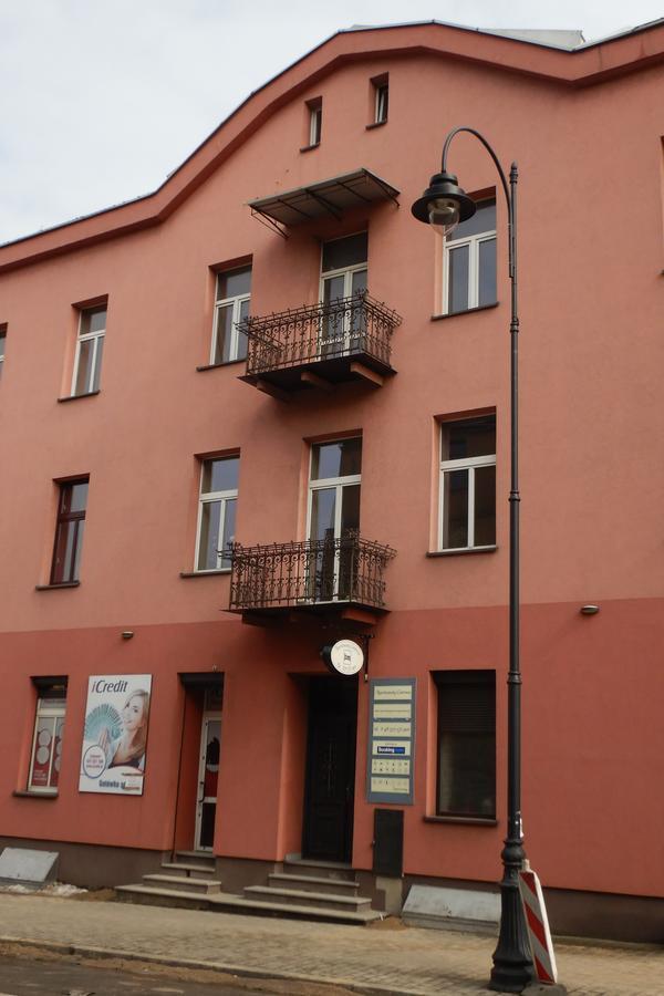 Apartamenty Centrum Piotrków Trybunalski Exteriör bild